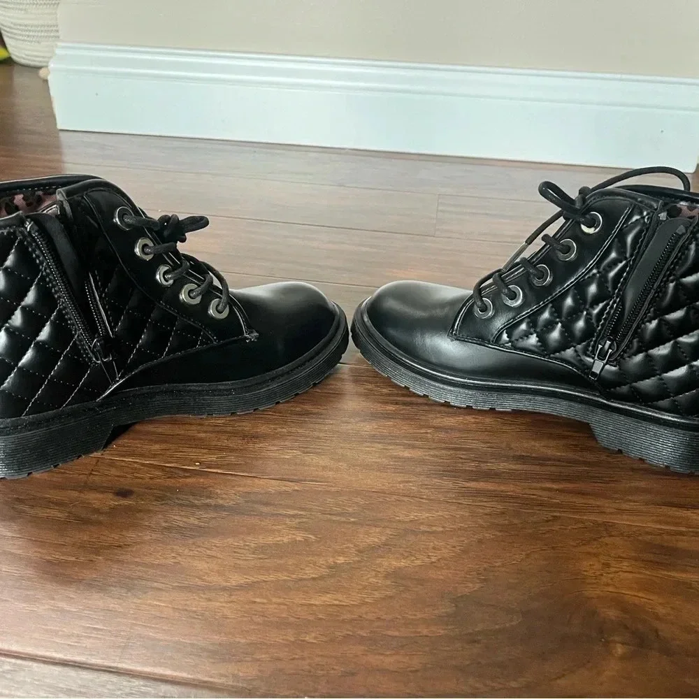 Steve Madden Quilted Combat Boots-girls size 4 NWOT